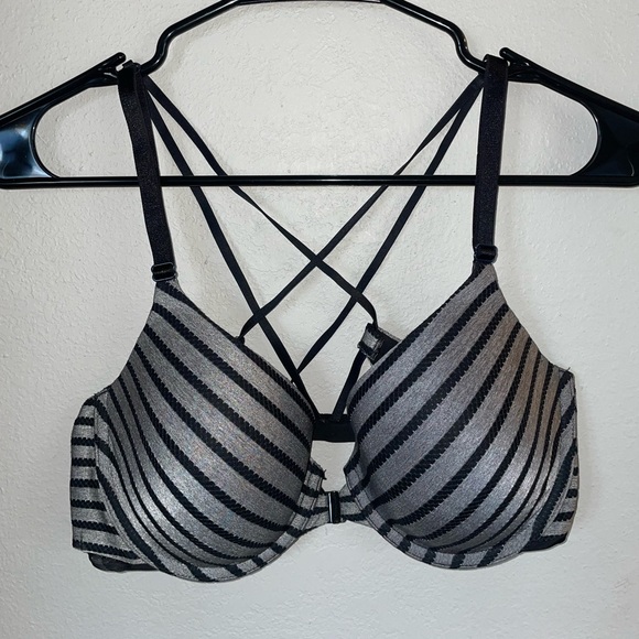 Victoria Secret 36C bra - Picture 1 of 3